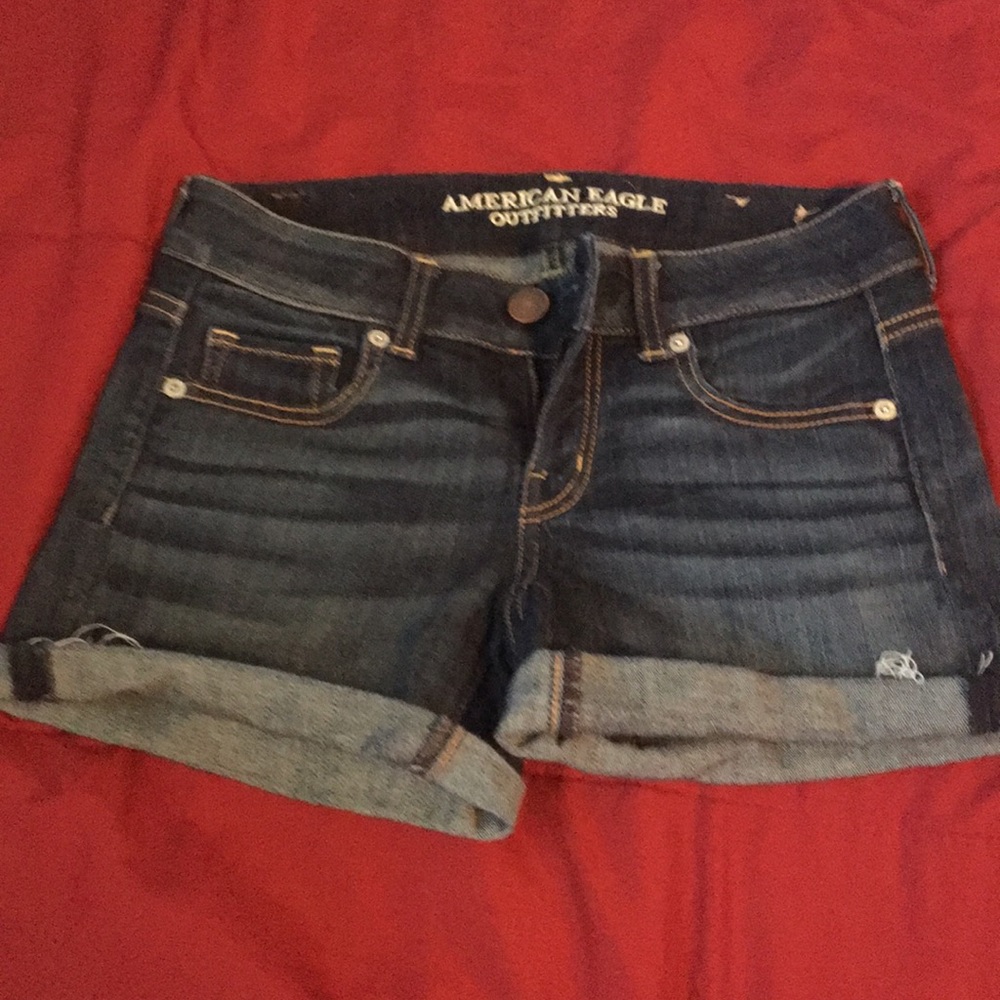 American eagle jean shorts.